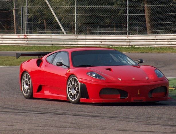 Ferrari F430 GT2 Attention ce n'est pas du tuning vous savez cette 